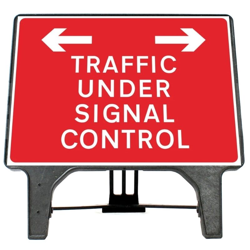 CuStack Traffic Under Signal Control Sign - 1050 x 750mm